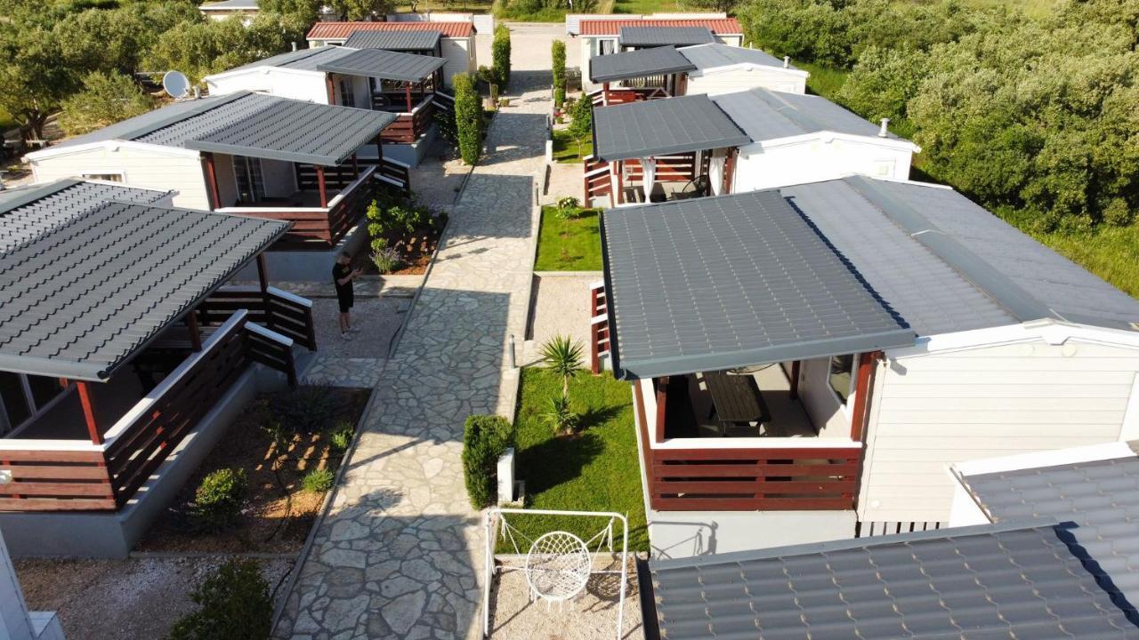 Mobile Homes Kamp Maslina, Біоград-на-Мору Екстер'єр фото